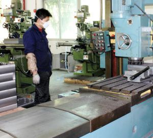 認(rèn)真上班的同事！